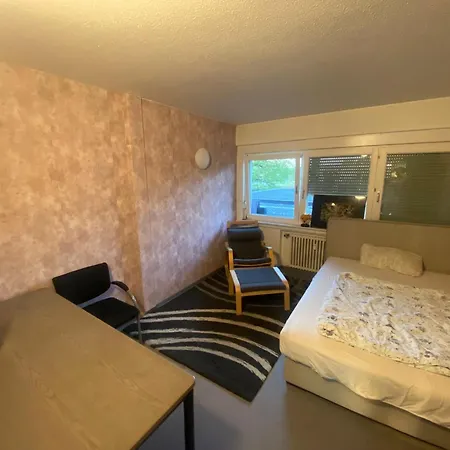 Entspanntes Doppelbett Zimmer * Stuttgart